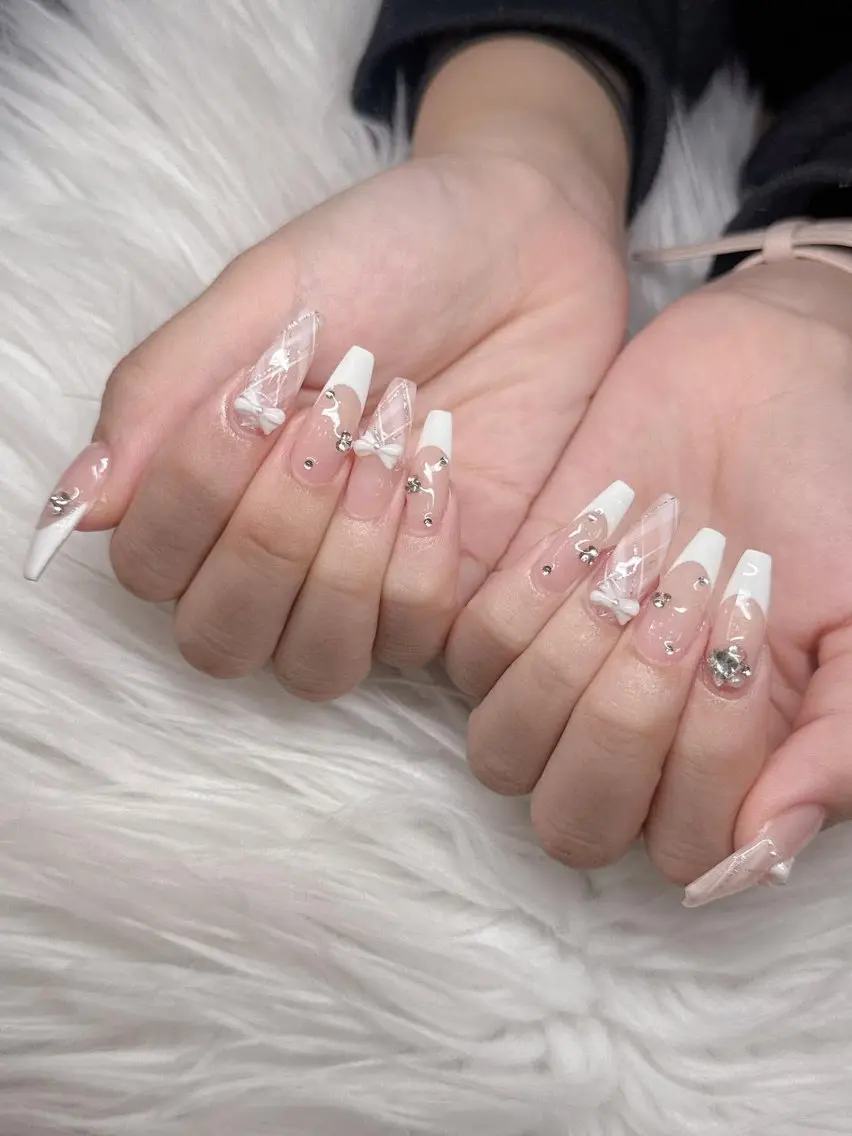 ネイル 長さ出し グラデーション 卒業式 キラキラネイル マグネットネイル ハンドネイル Lee Nailsのネイルデザイン