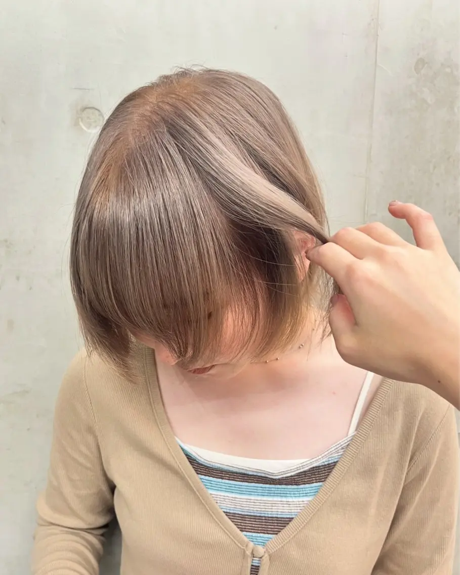 ショート 顔周りカット ヘアカラー 🤎𝐌𝐚𝐨⌇ お悩み解決美容師🤎のヘアスタイル