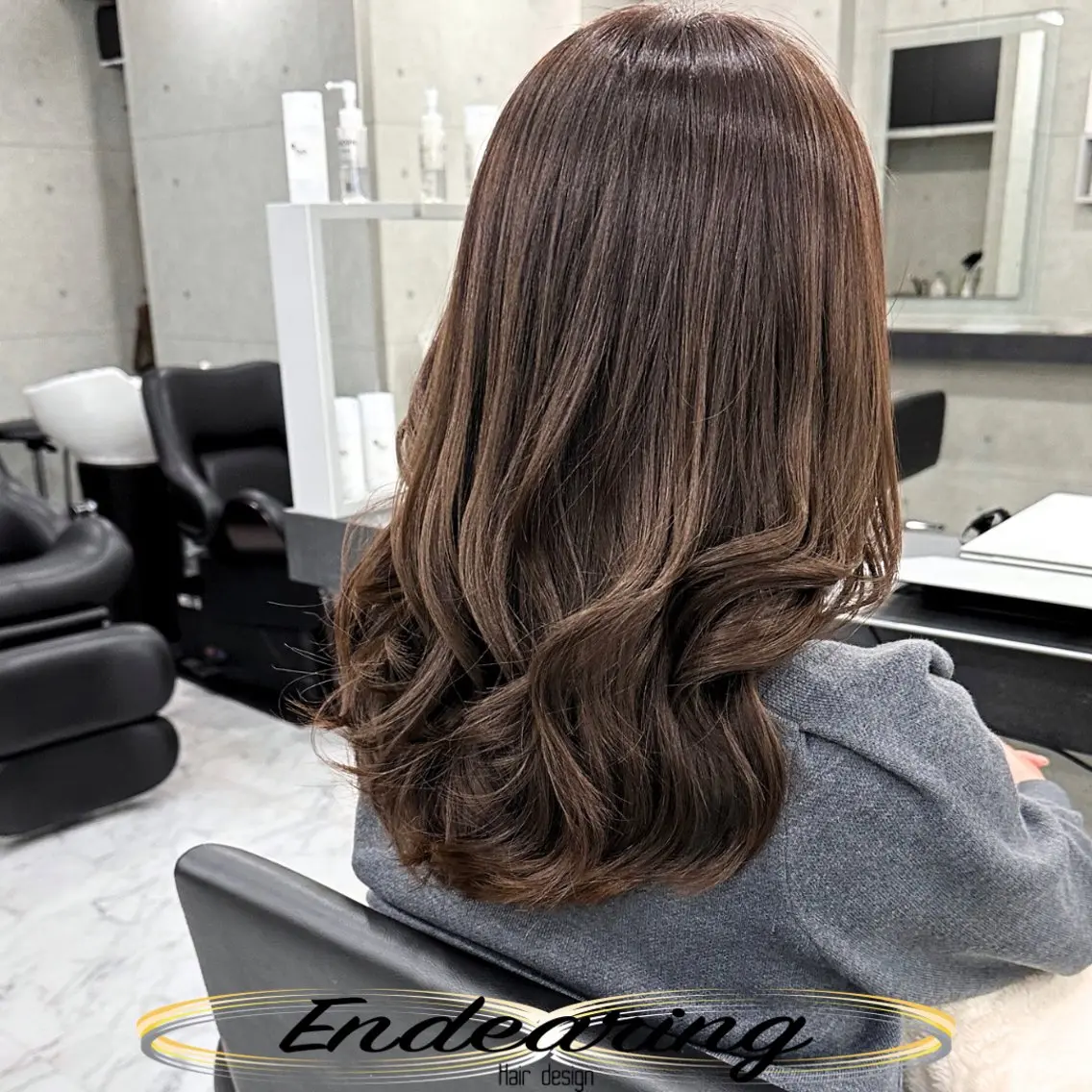セミロング セミロングパーマ アッシュ レイヤーカット カット ヘアカラー Endearing 銀座/レイヤーカットのヘアスタイル