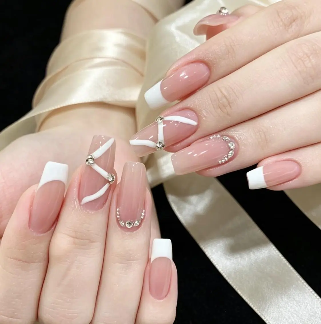ネイル ハンドネイル エリ🫧 nail池袋東口のネイルデザイン