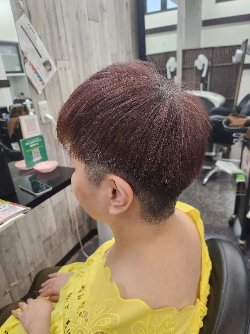 ショート カット 岩瀬 未来のヘアスタイル