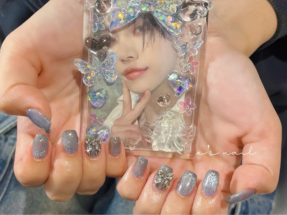 ネイル ハンドネイル ハンドケア e’s nail Lumièreのネイルデザイン