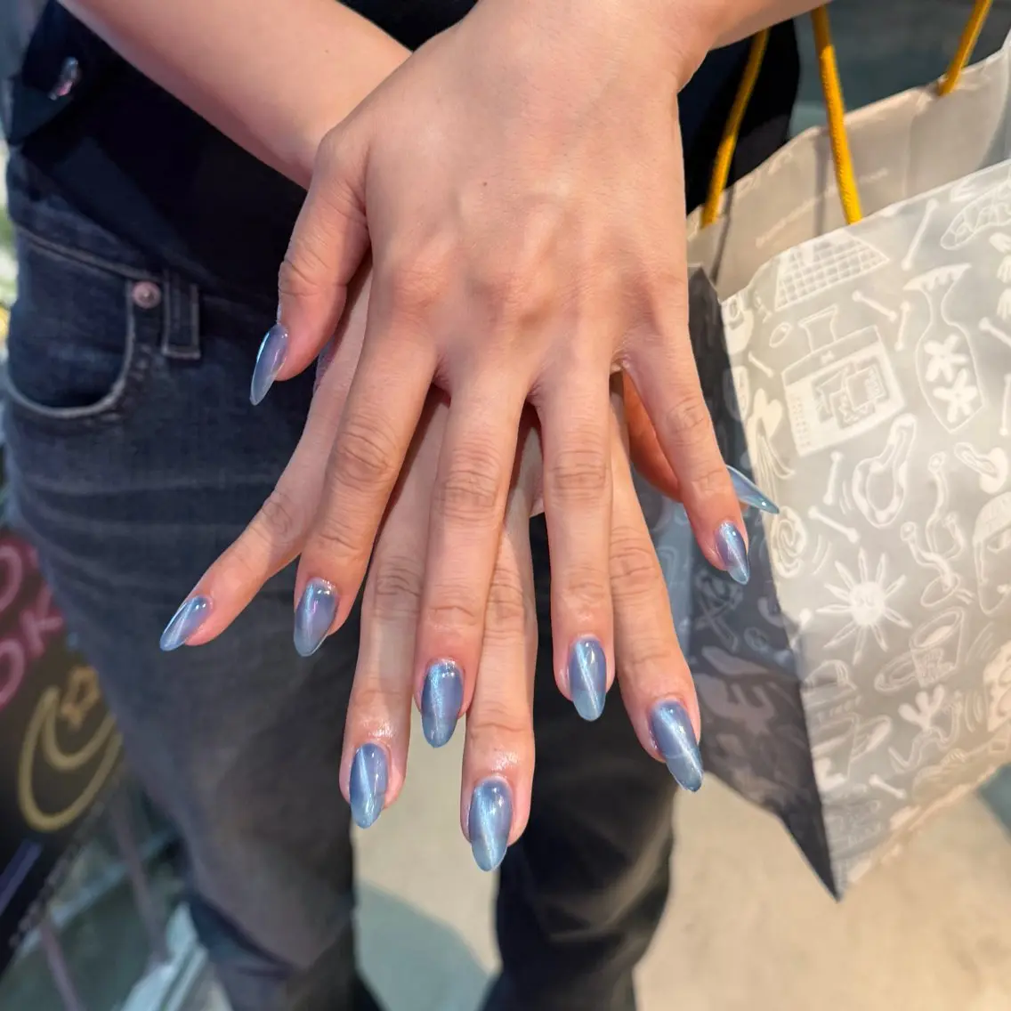 ネイル マグネットネイル ハンドネイル ☘️WOLTOKYO 池袋☘️momohaのネイルデザイン