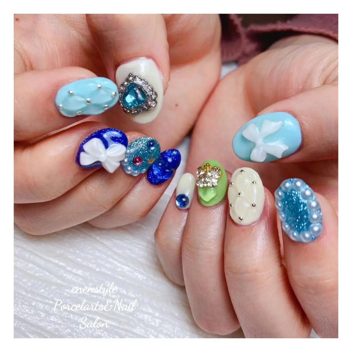 ミディアム ネイル 🐾enen style 🐾のネイルデザイン