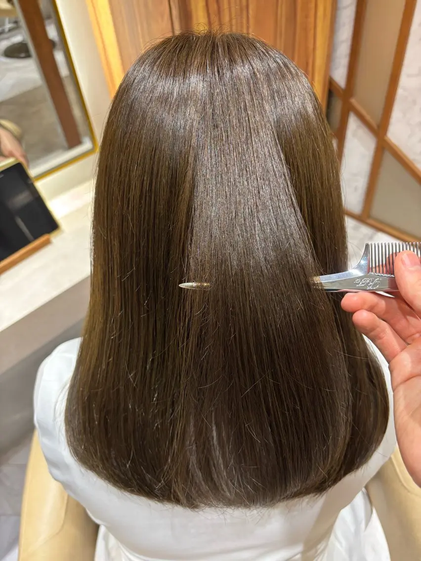 セミロング ヘアカラー トリートメント 近野 礼士のヘアスタイル