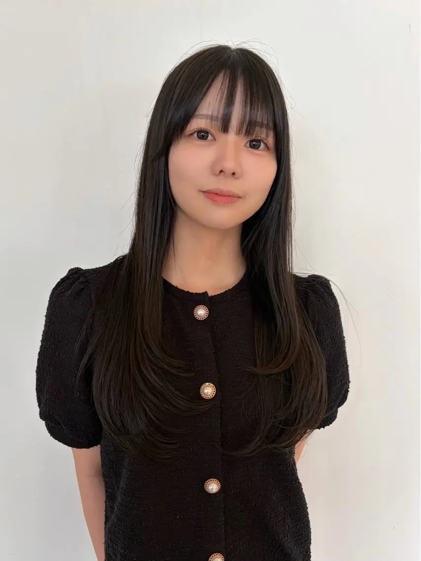 ロング カット 勝田 沙耶のヘアスタイル
