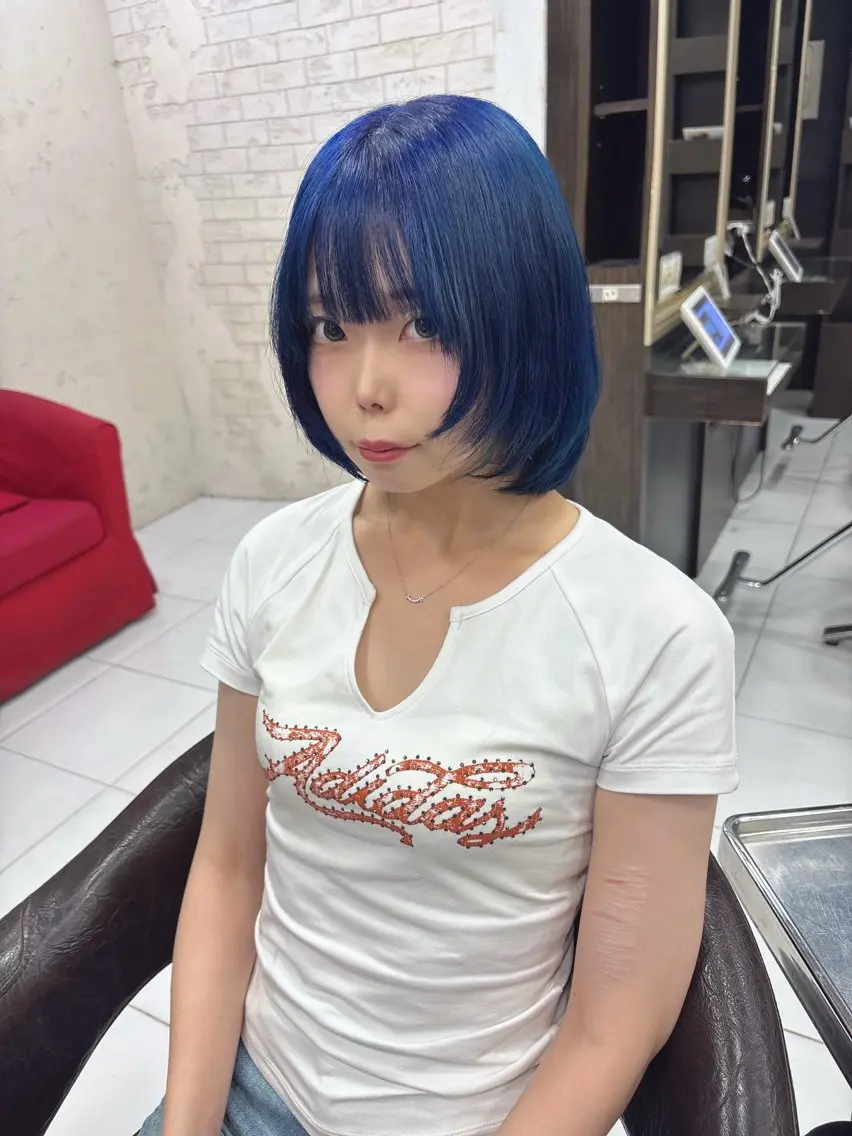 ミディアム ボブレイヤー ボブ レイヤーカット ヘアカラー グレージュ達人/赤み 消し/ブリーチ/岩崎のヘアスタイル