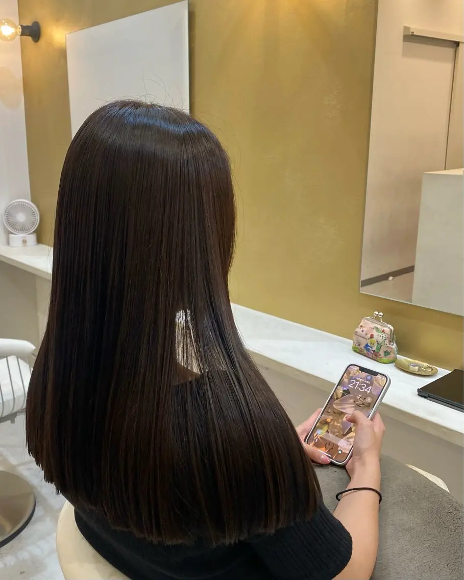 ロング カラー 透明感カラー 小西 由季乃のヘアスタイル