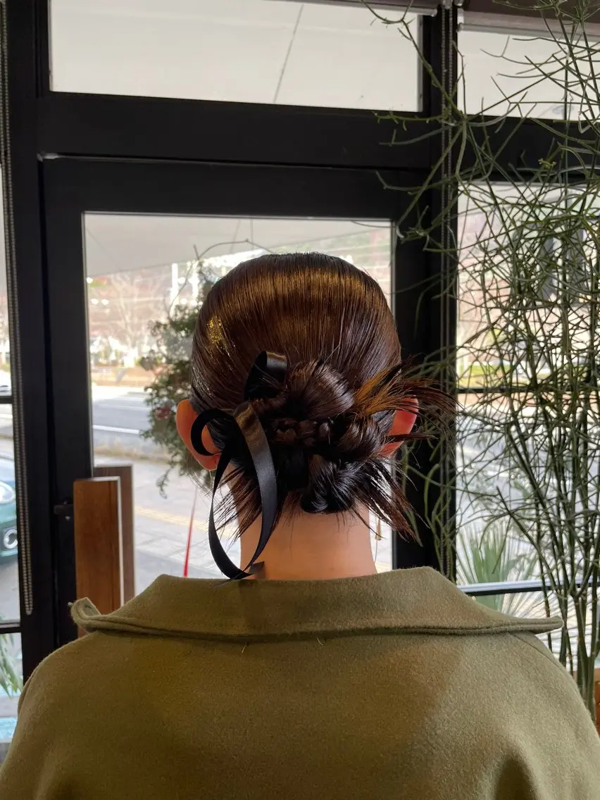ミディアム 今野 有紗のヘアスタイル