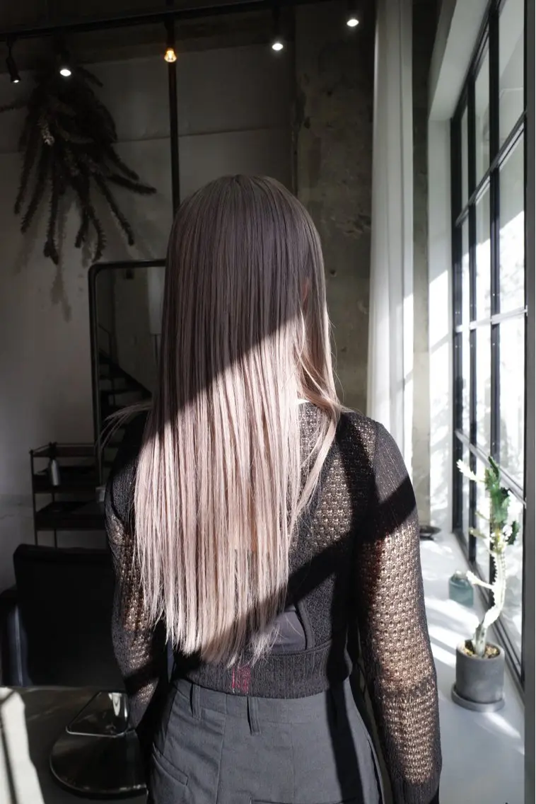 ロング ヘアカラー 大洞 ことのヘアスタイル