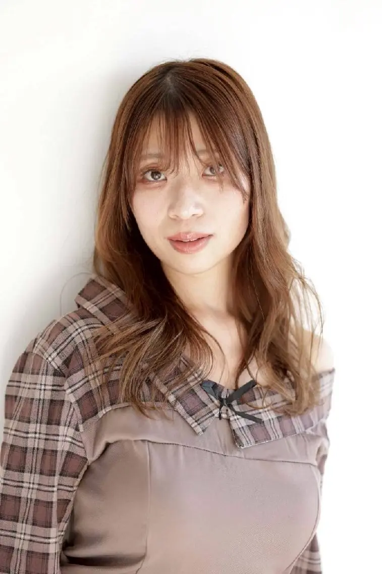 束感まつぱ🫧 なつき🫧のヘアスタイル