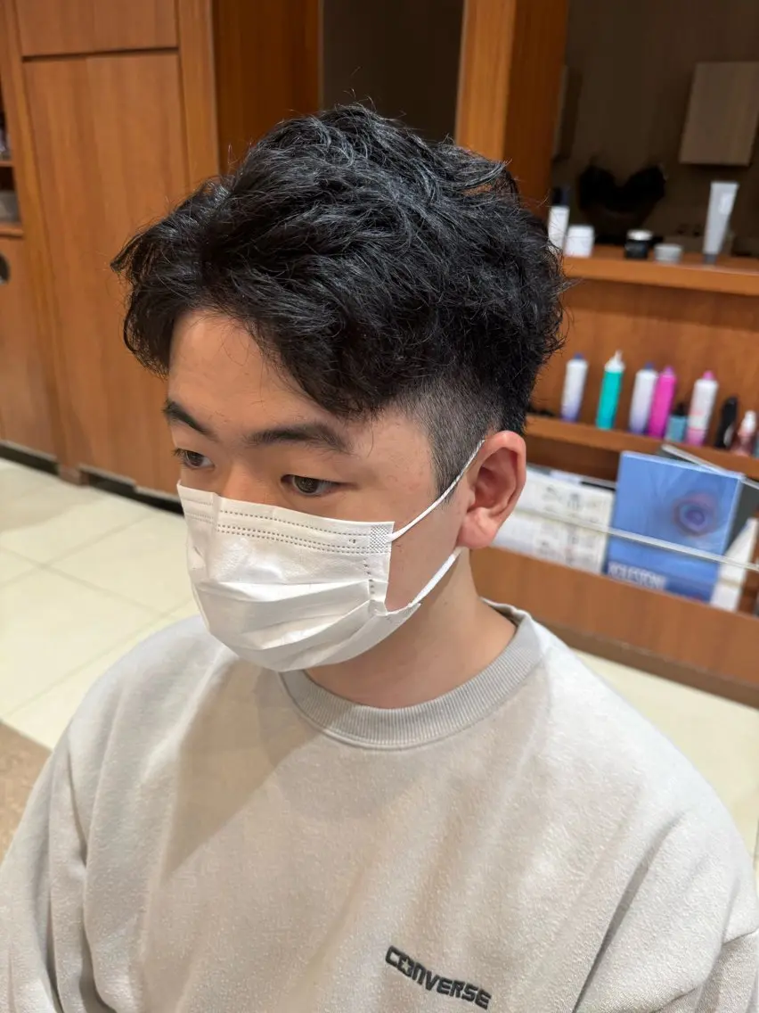 ショート パーマ メンズ レディースカットモ デル募集中KAITOのヘアスタイル