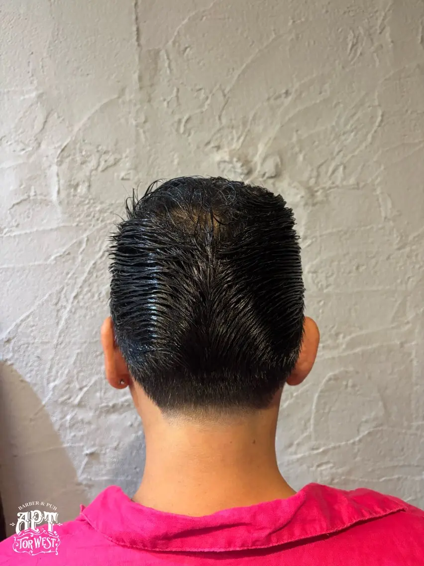 ショート メンズ ショートヘア 賀本 泰我のヘアスタイル