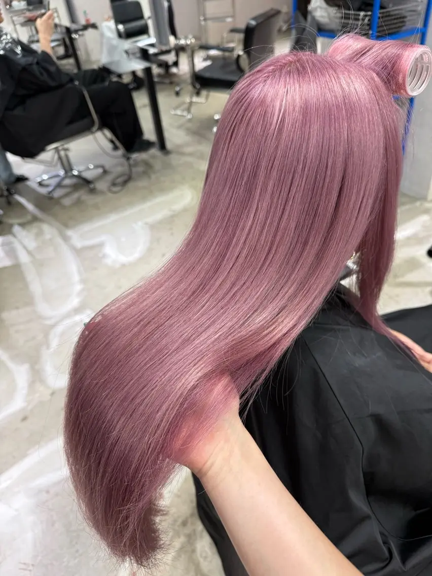 ロング ヘアカラー デザインカラー/原色 /艶髪/Nozomiのヘアスタイル