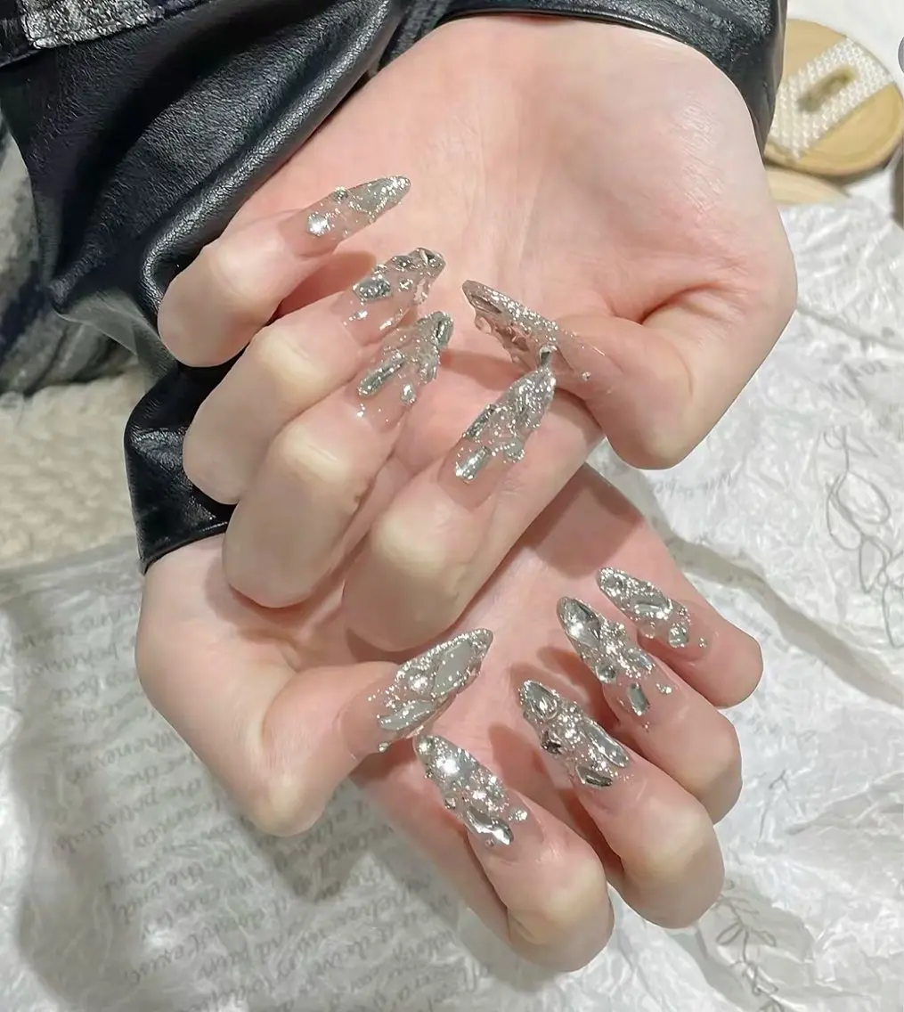 ⋆˙♡✨チップ長さ出し+お持ちデザインok、時間内なんでもok!の写真