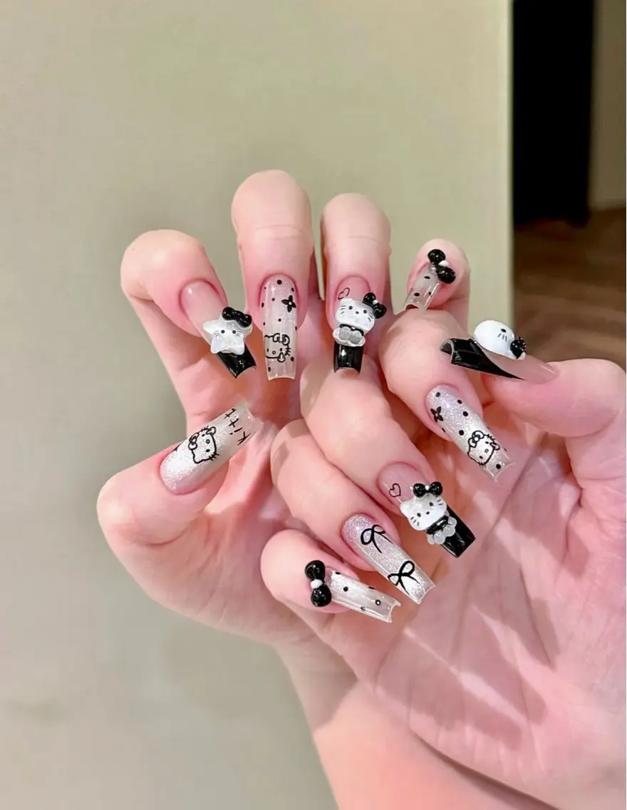 ネイル アートネイル フレンチネイル マグネットネイル ミラーネイル オフィスネイル ハンドネイル Blossom nail_研修のネイルデザイン