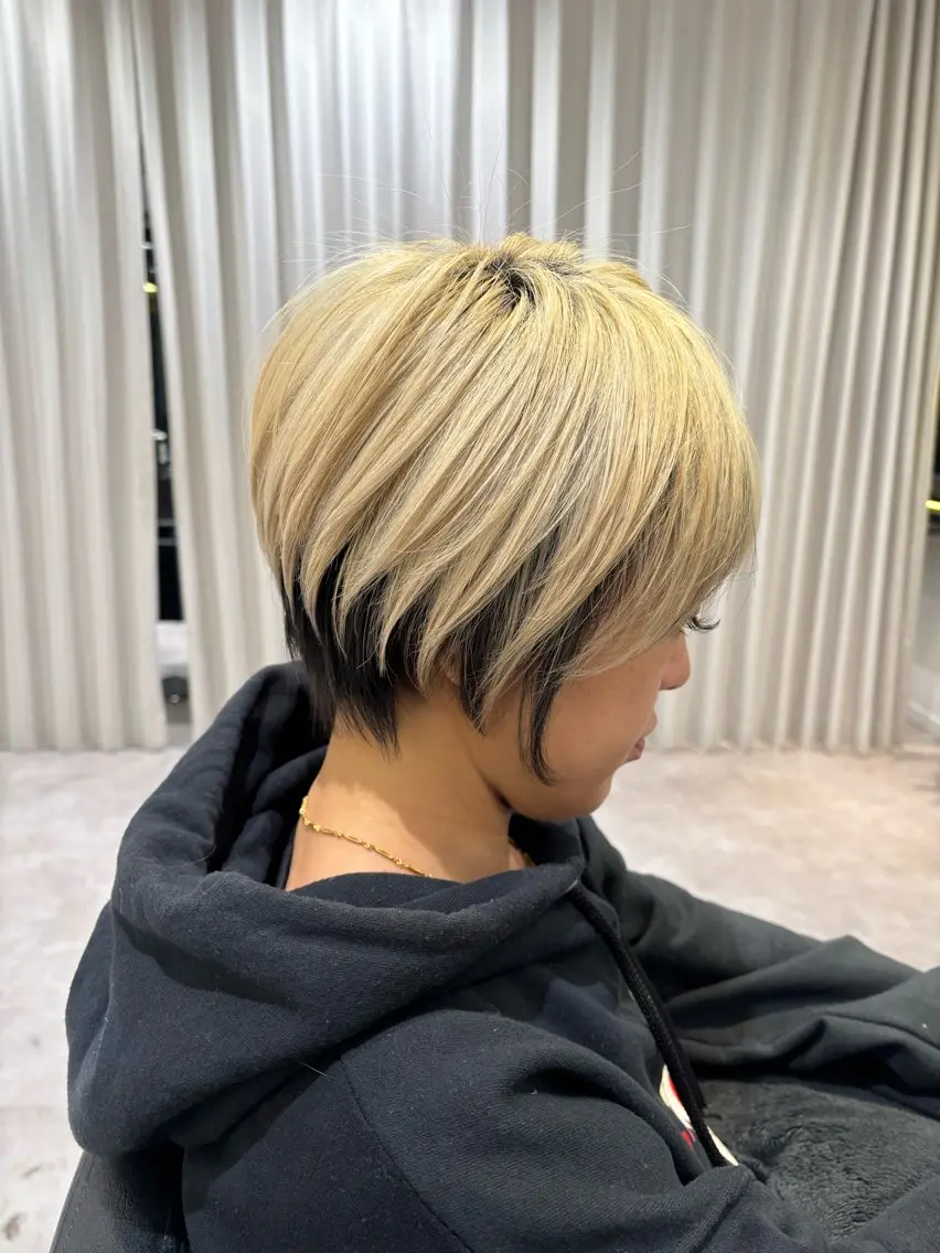 ショート カラー カット トリートメント 大人可愛いショート/ 小顔/絶壁解消/荒砂のヘアスタイル