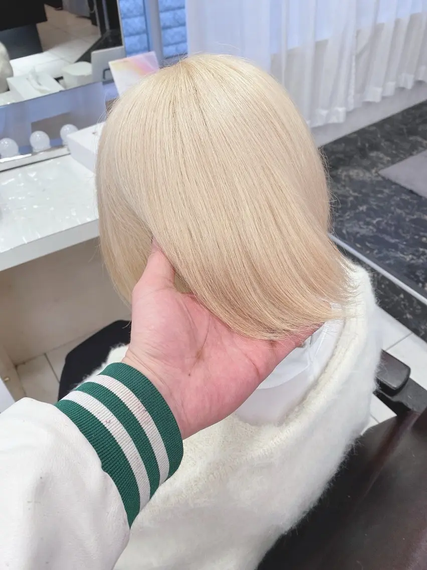 Wカラー+メンテナンスカット+髪質改善トリートメントの写真