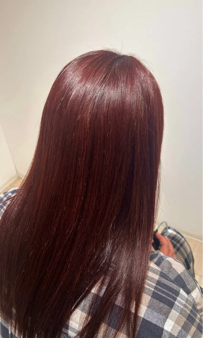 ロング カラー レッドカラー ヘアカラー 久光 亜寿花のヘアスタイル