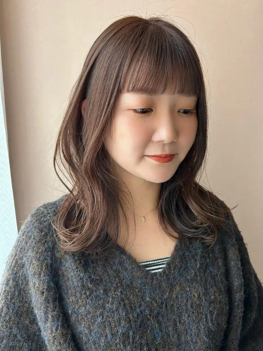 ロング カラー ベージュカラー hubhair レイヤー/透明感のヘアスタイル