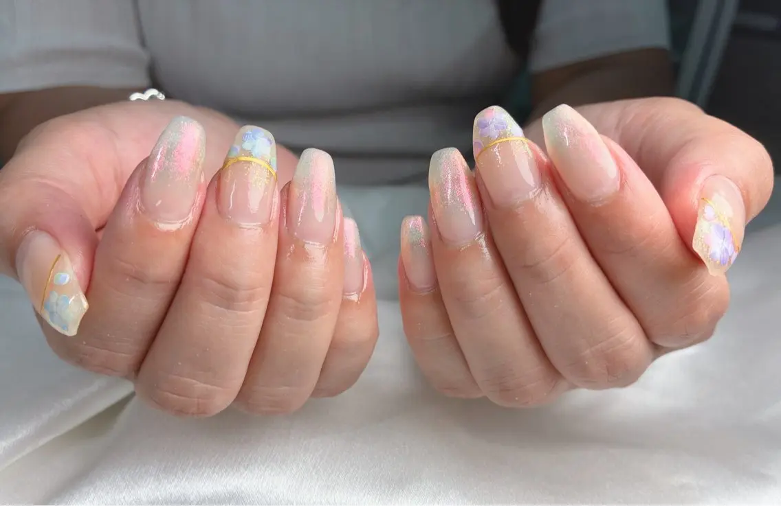 ネイル グラデーション ラメ(グリッター) ラメグラデーション ハンドネイル SweetOlive Chinatsuのネイルデザイン