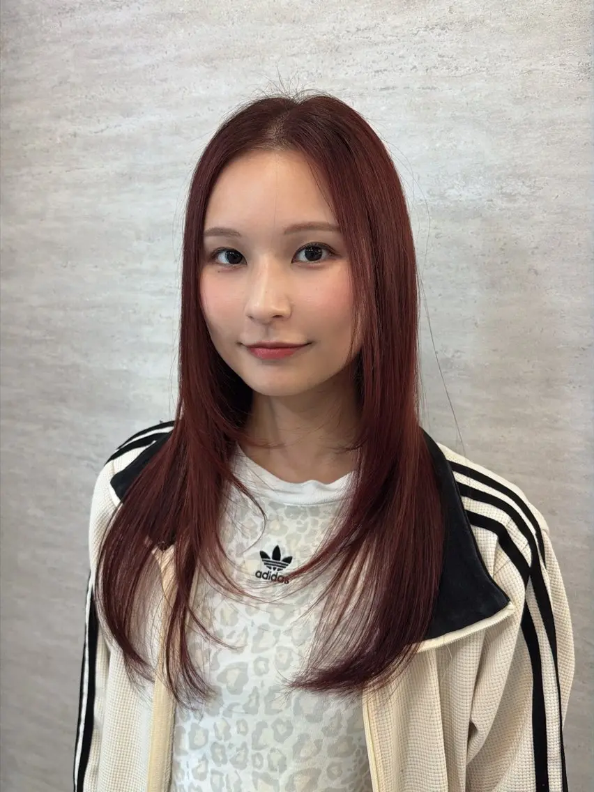 ロング カラー ヘアアレンジ ヘアカラー トリートメント 韓国レイヤーカット/ 儚げカラーチナツのヘアスタイル