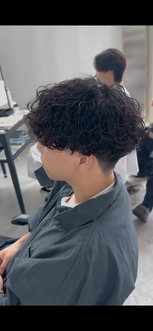 パーマ メンズ メンズパーマ 波巻きパーマ DEW 月子のヘアスタイル