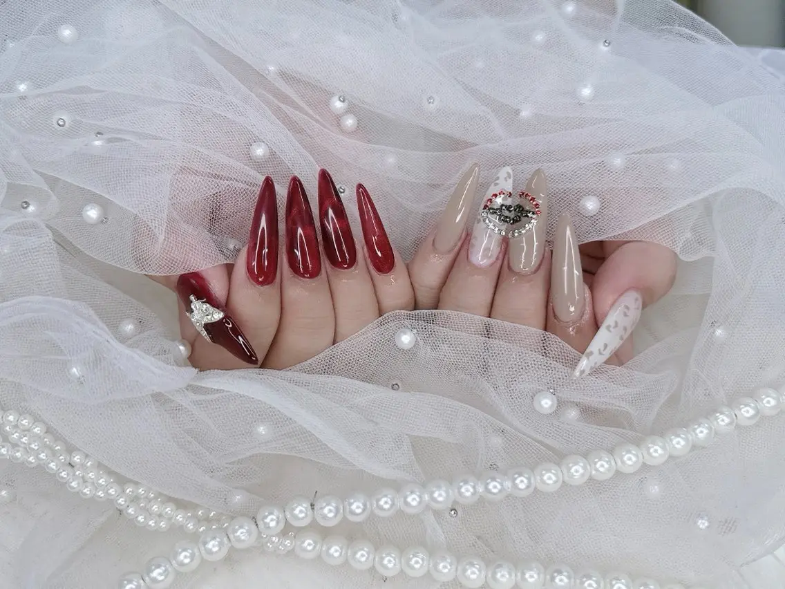ネイル Minéa nailのネイルデザイン