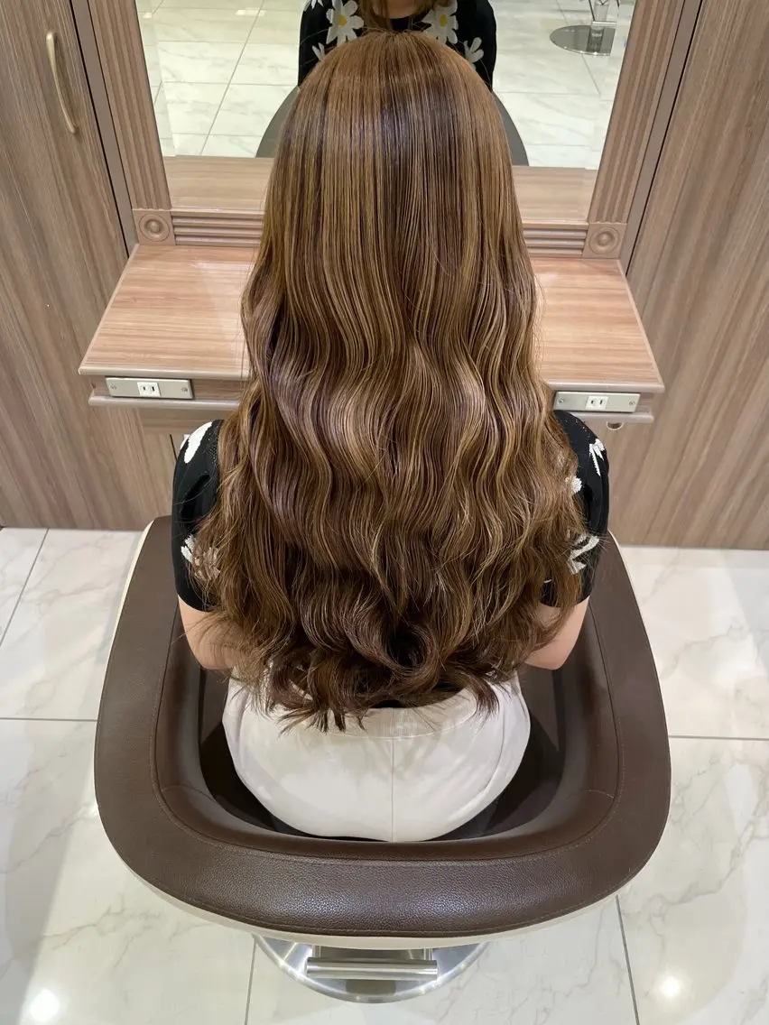 カラー ヘアカラー 藤田 実優のヘアスタイル