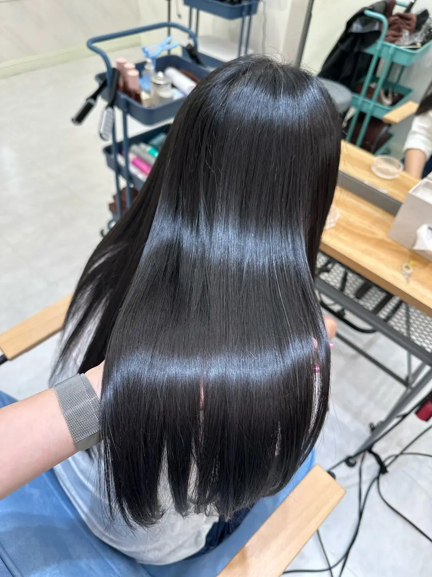 ロング 髪質改善🩵縮毛矯正 代々木/木下のヘアスタイル