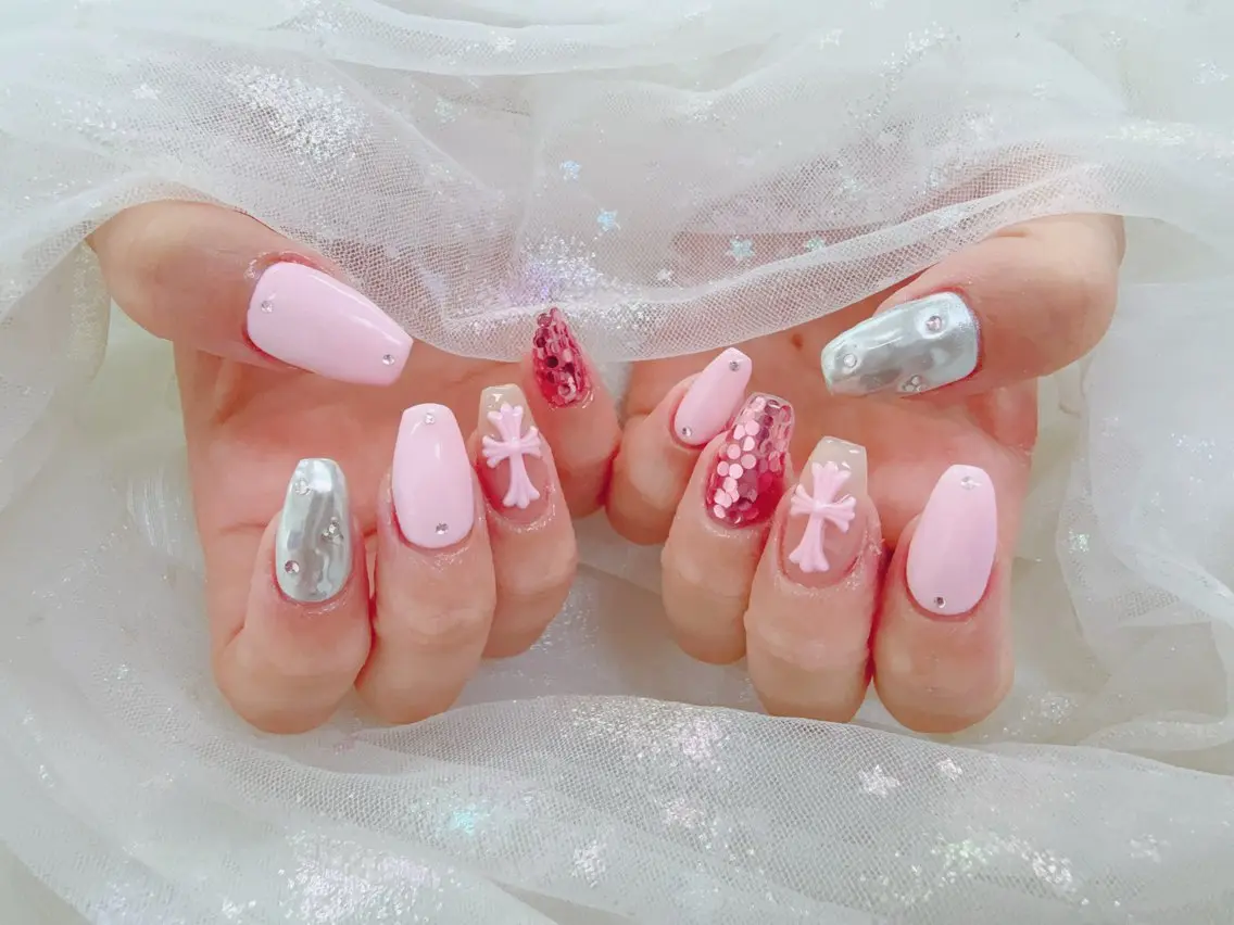セミロング ハンドネイル ヘイシ ユウカのネイルデザイン