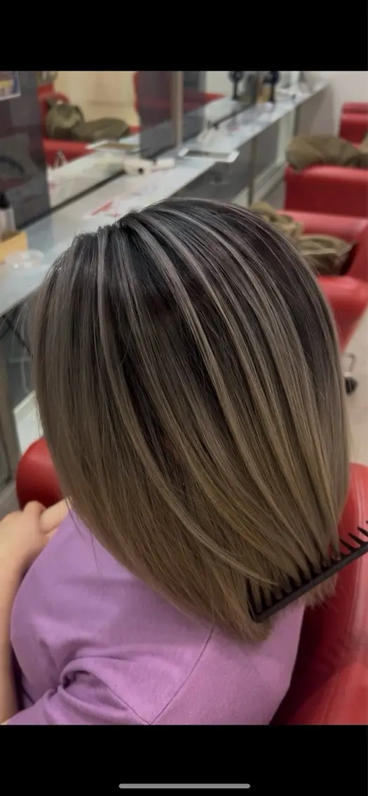 ミディアム レイヤーカット 中村 時成のヘアスタイル