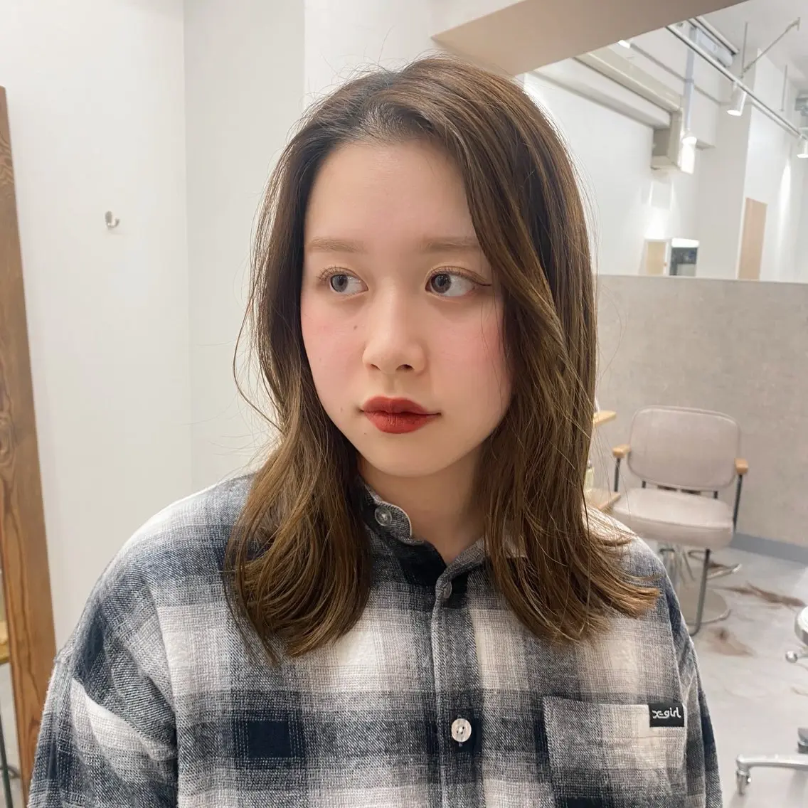 セミロング サトウ ナナのヘアスタイル