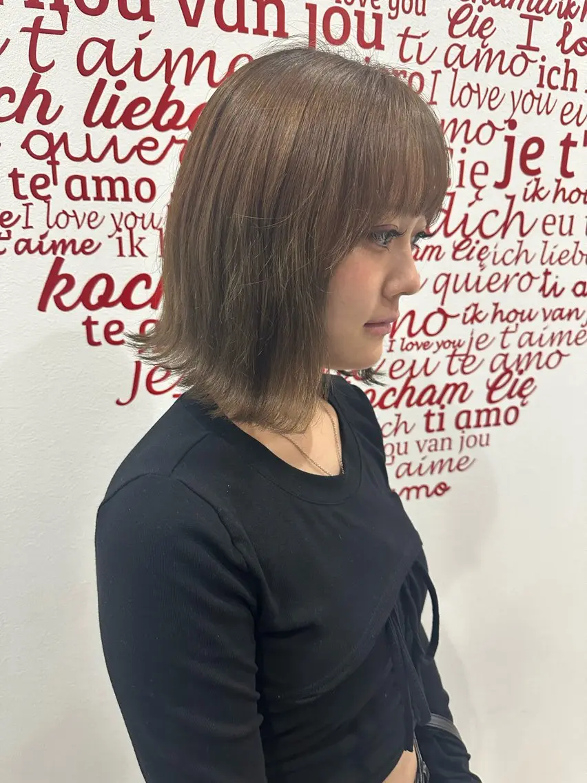 ミディアム ヘアカラー ❤️可愛いハイトーン ならMINATOのヘアスタイル