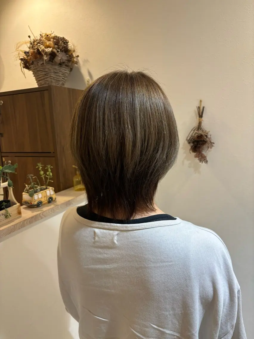 [全員]カット+ブリーチ1回+オンカラー(メンズカット料金＋5100円)の写真