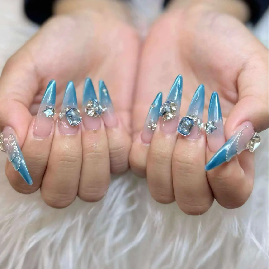 ネイル チークネイル 長さ出し フットネイル マグネットネイル 持ち込み ハンドネイル ANH NAIL ゴテゴテ専門店💎のネイルデザイン