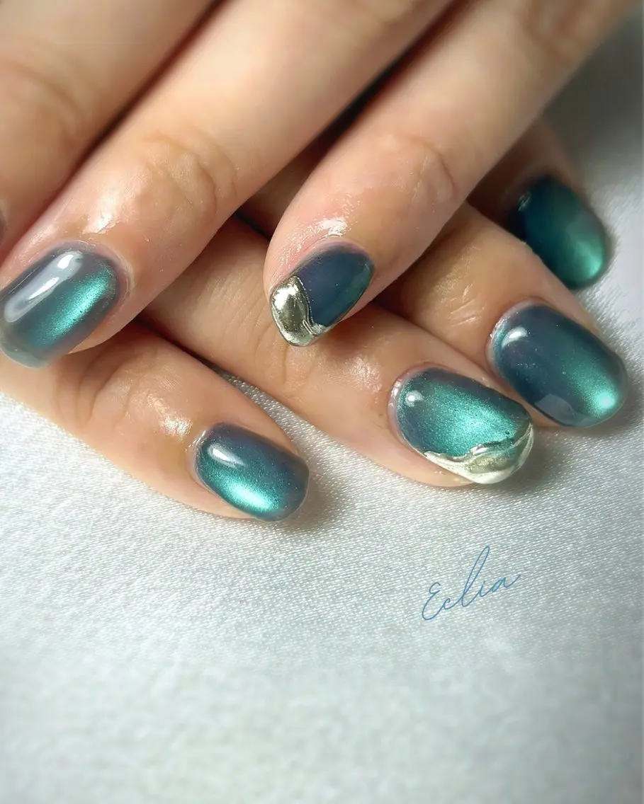ネイル アートネイル マグネットネイル ミラーネイル nailsalon Ecliaのネイルデザイン