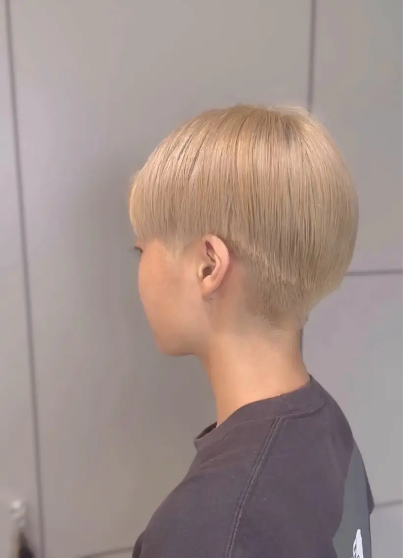 ショート メンズ メンズブリーチ カット ヘアカラー トリートメント 北村 未来のヘアスタイル