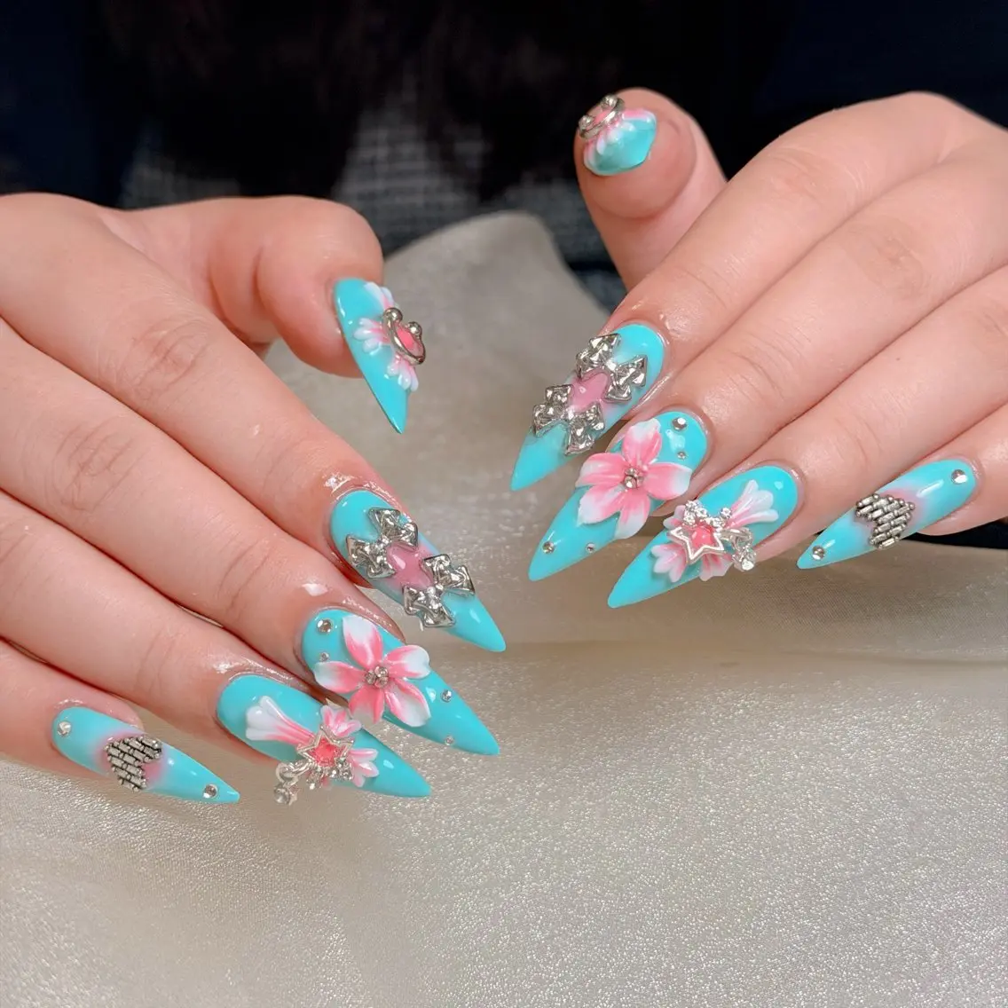 ネイル フラワーネイル ハンドネイル ネイル👑クイーンズ NailQueensのネイルデザイン