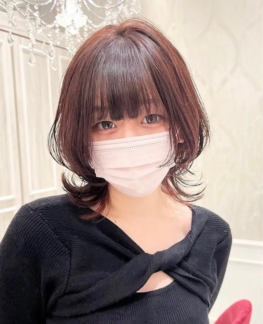 ミディアム ウルフカット 大阪ウルフカット 🐺デザインカラーのヘアスタイル