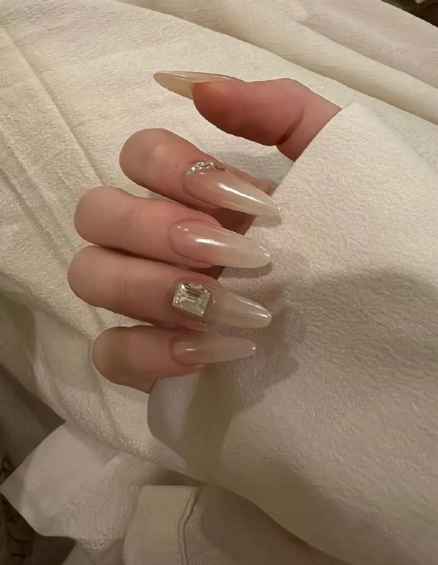 ネイル ハンドネイル NiJi Nailsのネイルデザイン