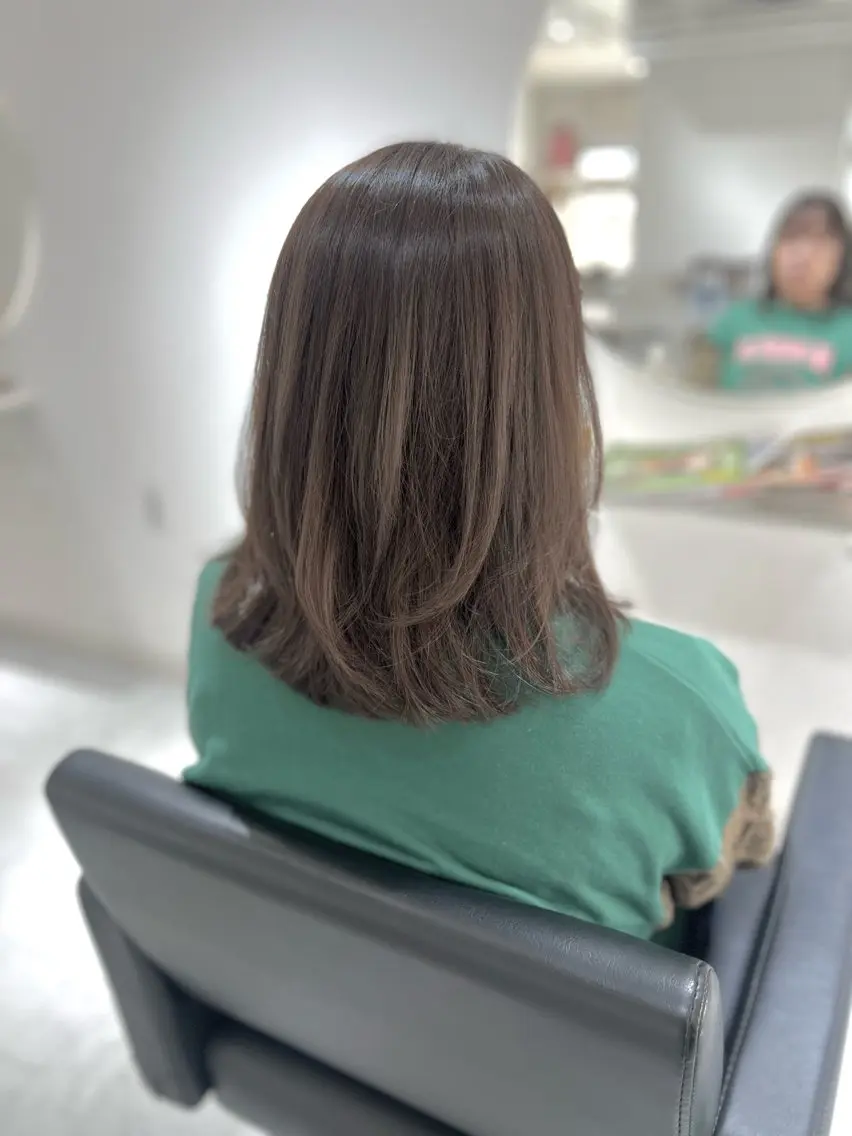 【全体カラー+トリートメント】の写真