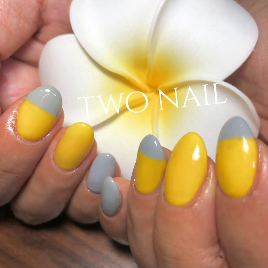 ネイル 黄色 two nailのネイルデザイン