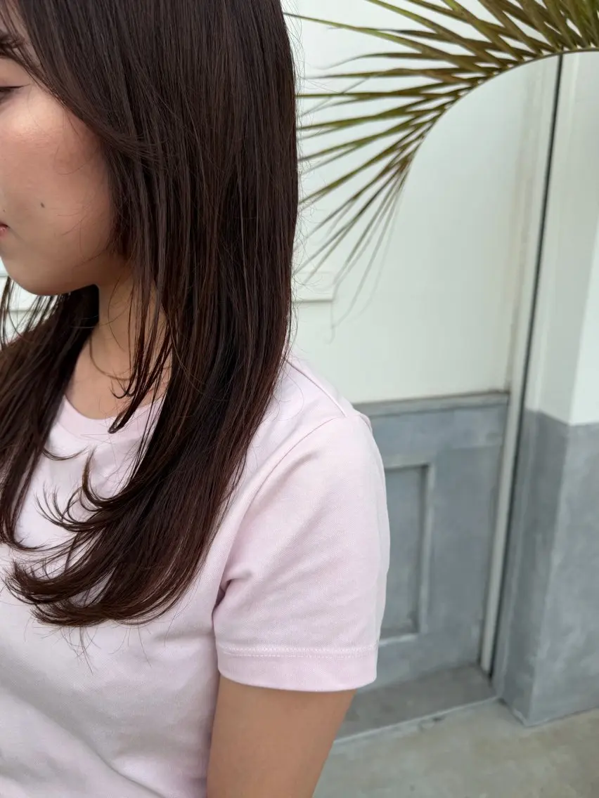ロング レイヤーカット 佐々木 彩羽のヘアスタイル