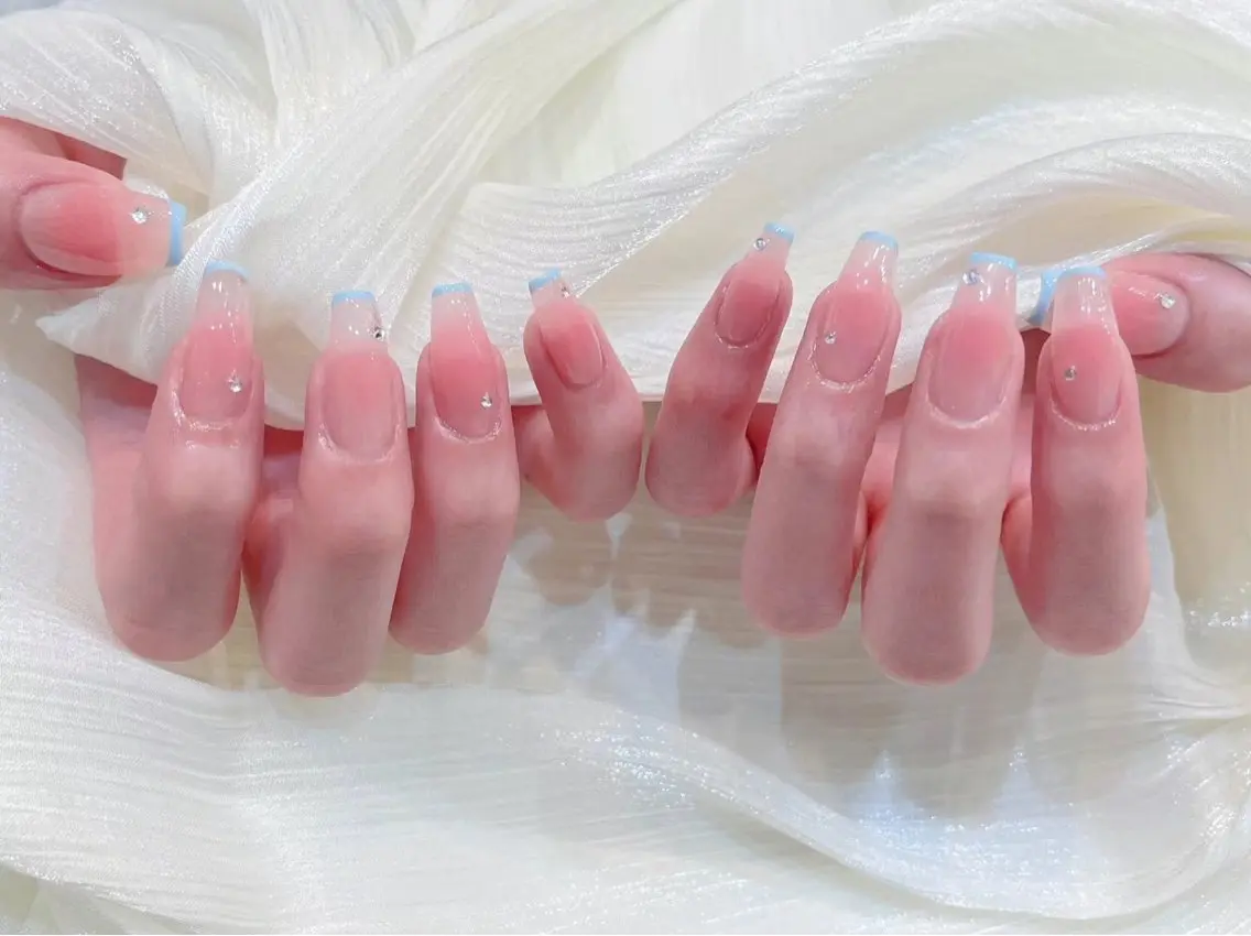 ネイル アートネイル チークネイル フラワーネイル フットネイル ジェルネイル babarla Nailのネイルデザイン