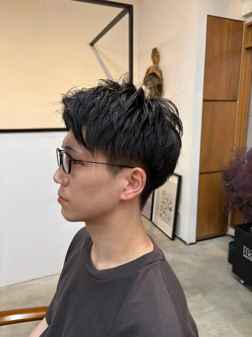 ショート メンズ カット 吉沢 史翔のヘアスタイル