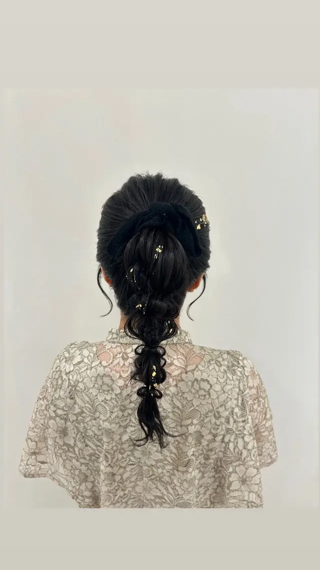 ロング ヘアアレンジ ヘアセット 柴崎 りるのヘアスタイル