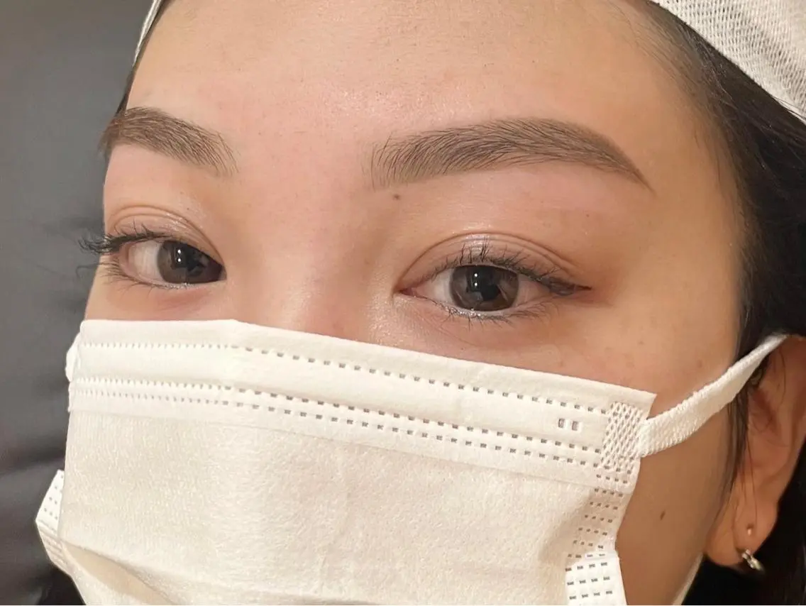 アイブロウ 眉毛ワックス脱毛 まつ毛パーマ×脱毛 スリーズララ🌼のエステ・リラクイメージ