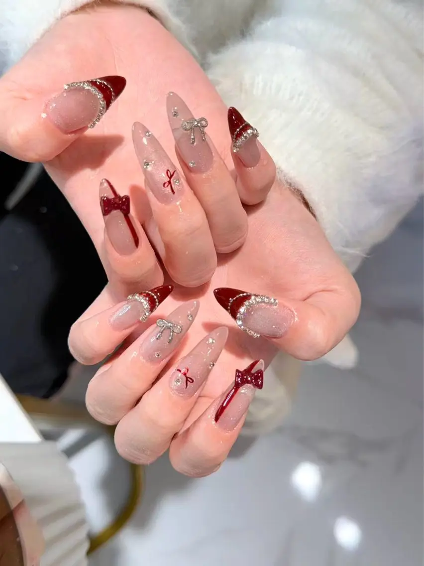 ネイル チークネイル 長さ出し フレンチネイル ガーリー 韓国ネイル ハンドネイル ハンドケア Sun Nail 池袋のエステ・リラクイメージ