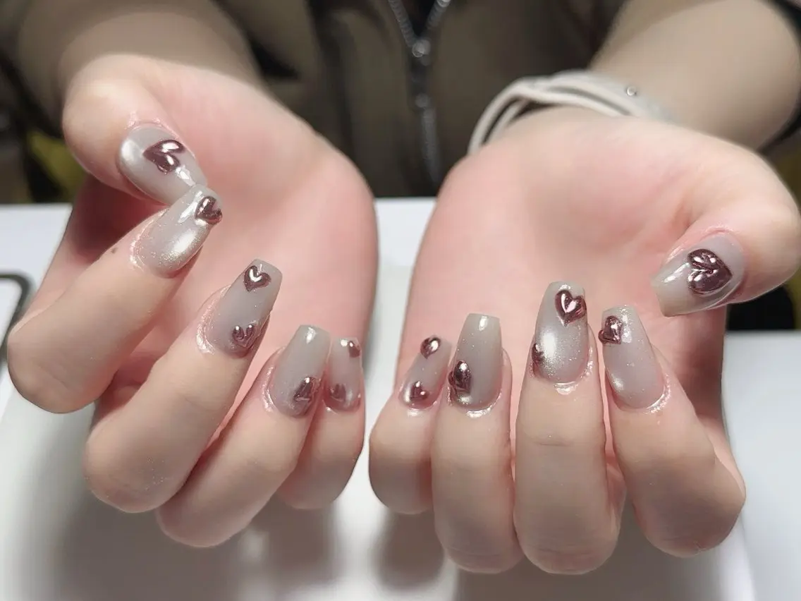 ネイル ハンドネイル NAIL CIRCLESのネイルデザイン